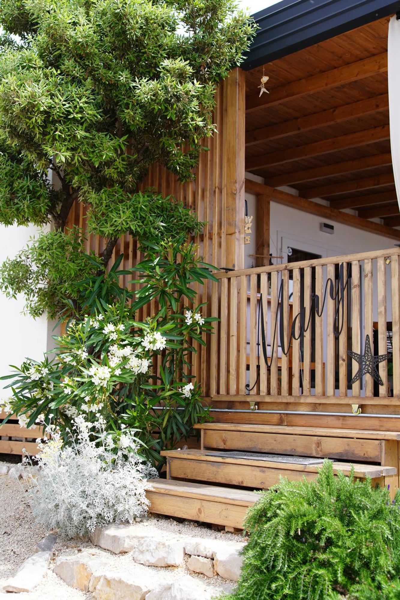Hollers Homes Haus Mary * Drage